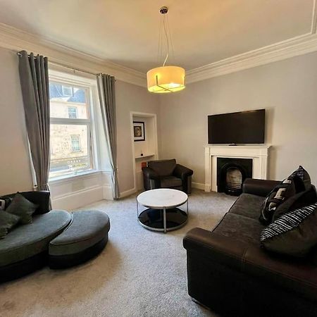 Beautiful Spacious Apartment In Town Centre Обан Екстер'єр фото